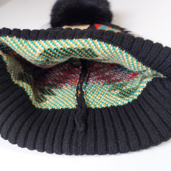 New Beanie Hat Womens Black Knit Hat Winter Beanie Warm Faux Fur Pompom - Picture 7 of 11
